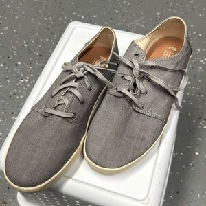 Toms sneakers gray size 9.5